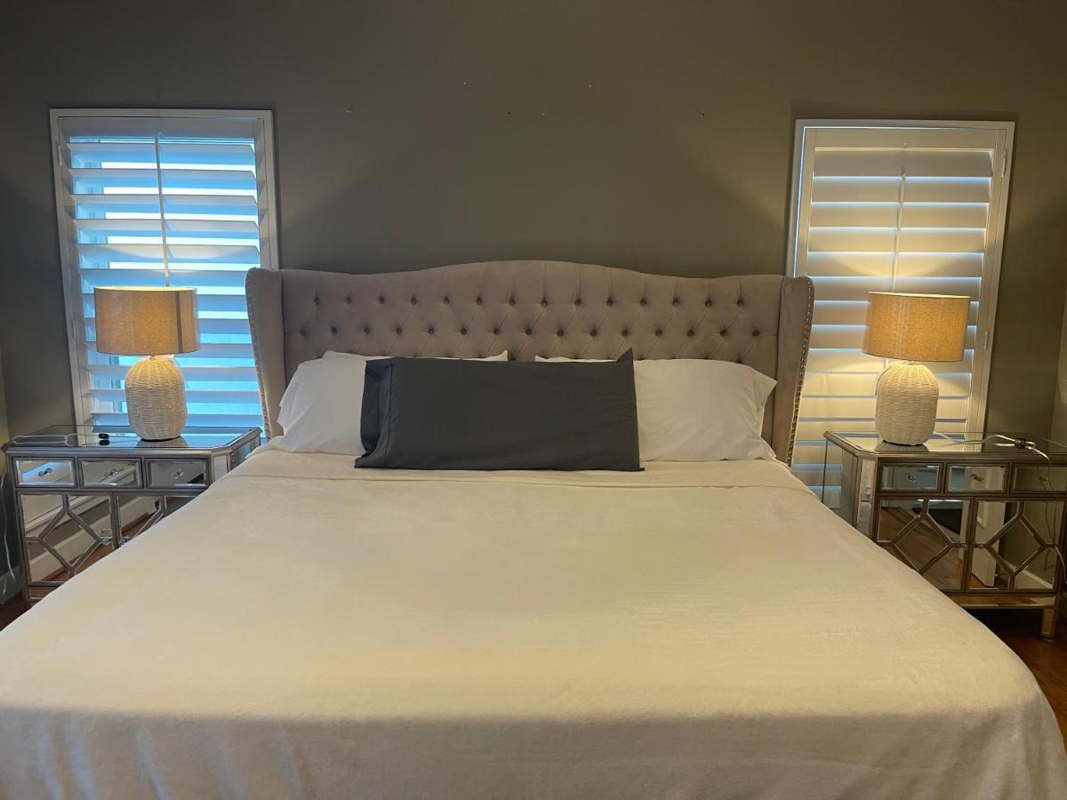 Wanderlust Villa Near Galleria Mall ヒューストン エクステリア 写真