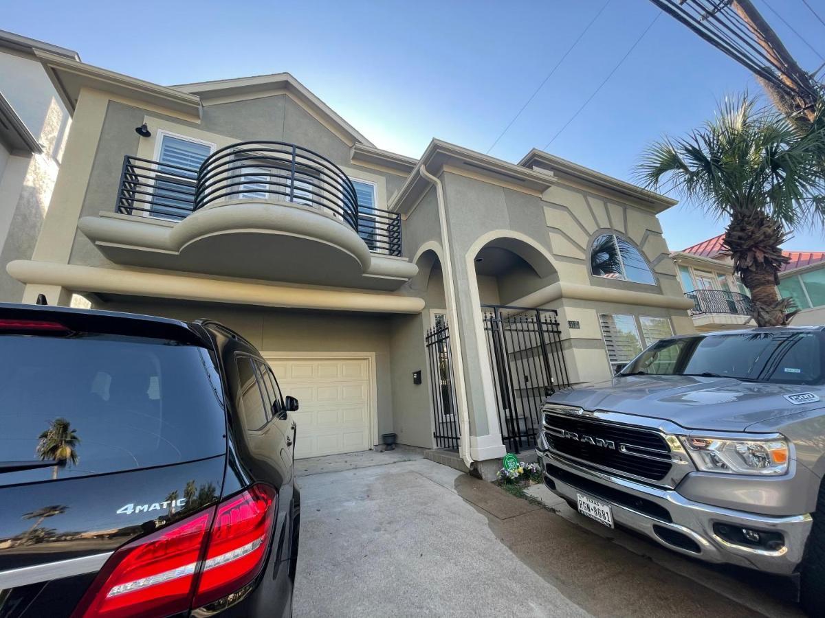 Wanderlust Villa Near Galleria Mall ヒューストン エクステリア 写真