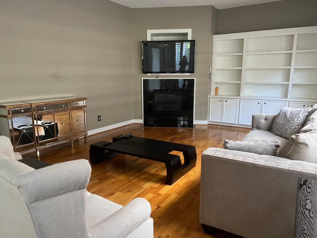 Wanderlust Villa Near Galleria Mall ヒューストン エクステリア 写真