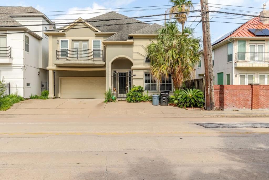 Wanderlust Villa Near Galleria Mall ヒューストン エクステリア 写真