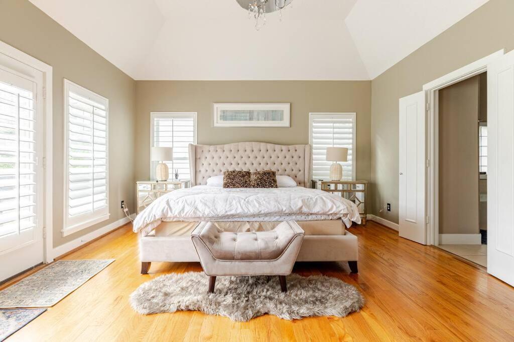 Wanderlust Villa Near Galleria Mall ヒューストン エクステリア 写真
